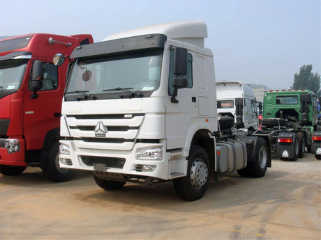 HOWO-Tractor-Truck2.jpg